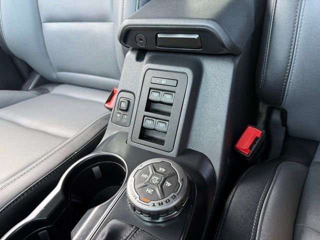 Used 2024 Ford Bronco Everglades image 40