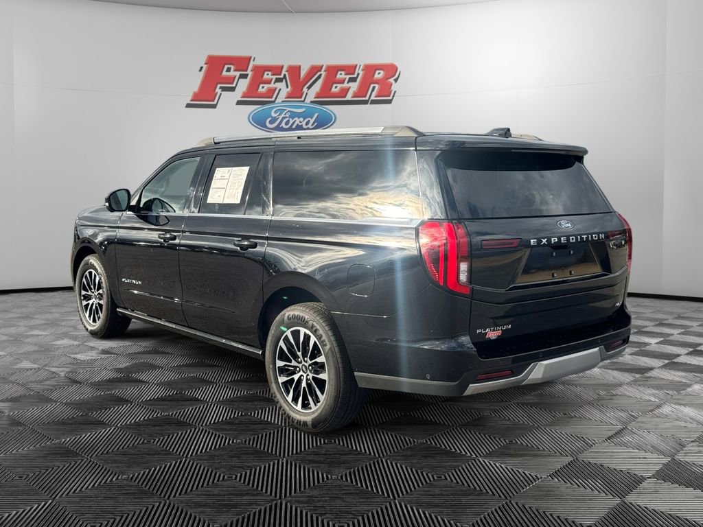 Certified 2025 Ford Expedition Max Platinum image 3