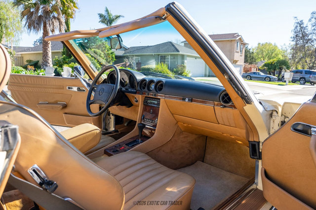 Used 1988 Mercedes-Benz 560 SL image 34