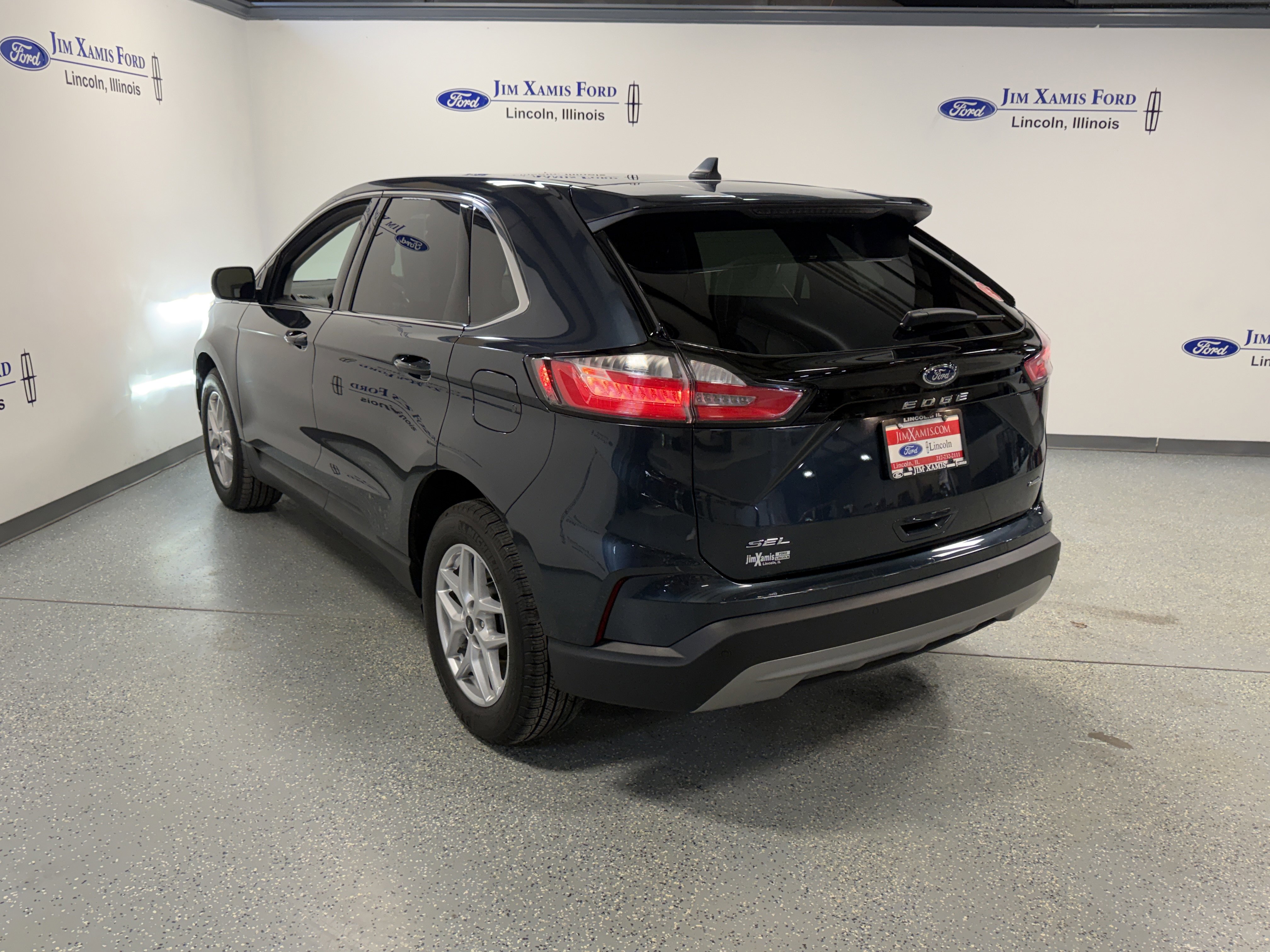 Used 2024 Ford Edge SEL w/ Convenience Package image 32