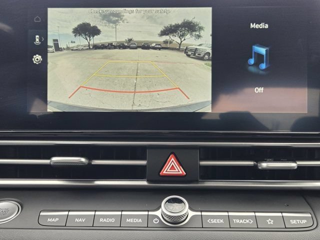 Certified 2026 Hyundai Elantra Limited FWD image 14