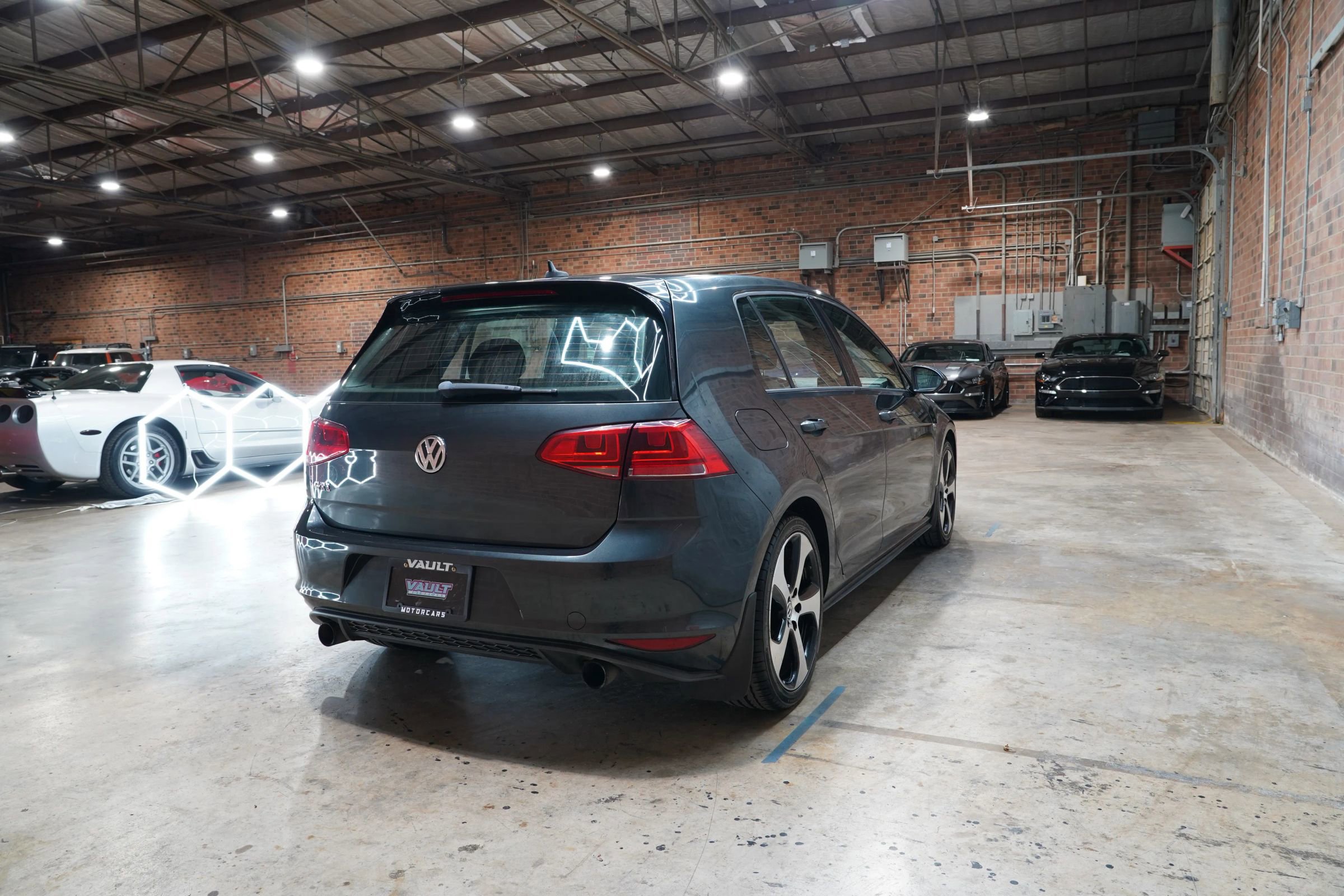 Used 2015 Volkswagen GTI Autobahn w/ Lighting Package (SEL) FWD image 13