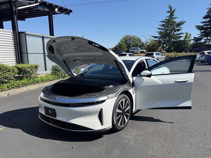 Used 2025 Lucid Air Touring AWD/4WD image 4