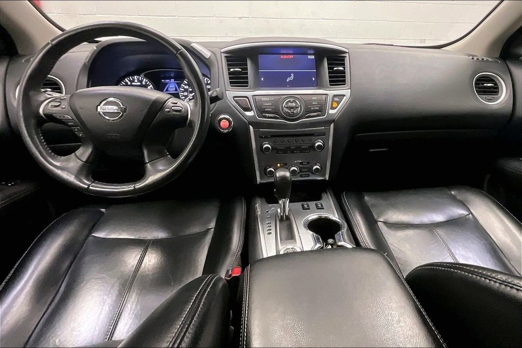 Used 2017 Nissan Pathfinder SL image 14