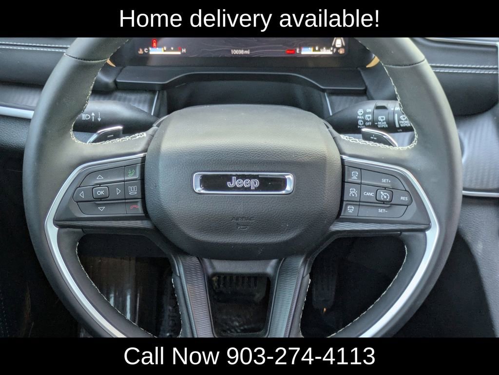 Used 2025 Jeep Grand Cherokee Altitude image 18