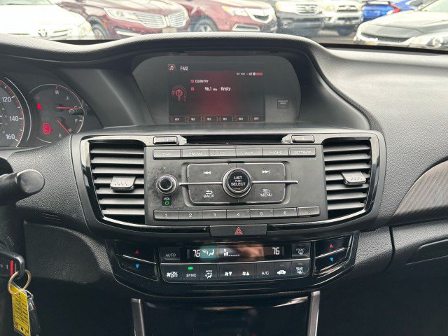 Used 2017 Honda Accord Sport image 19