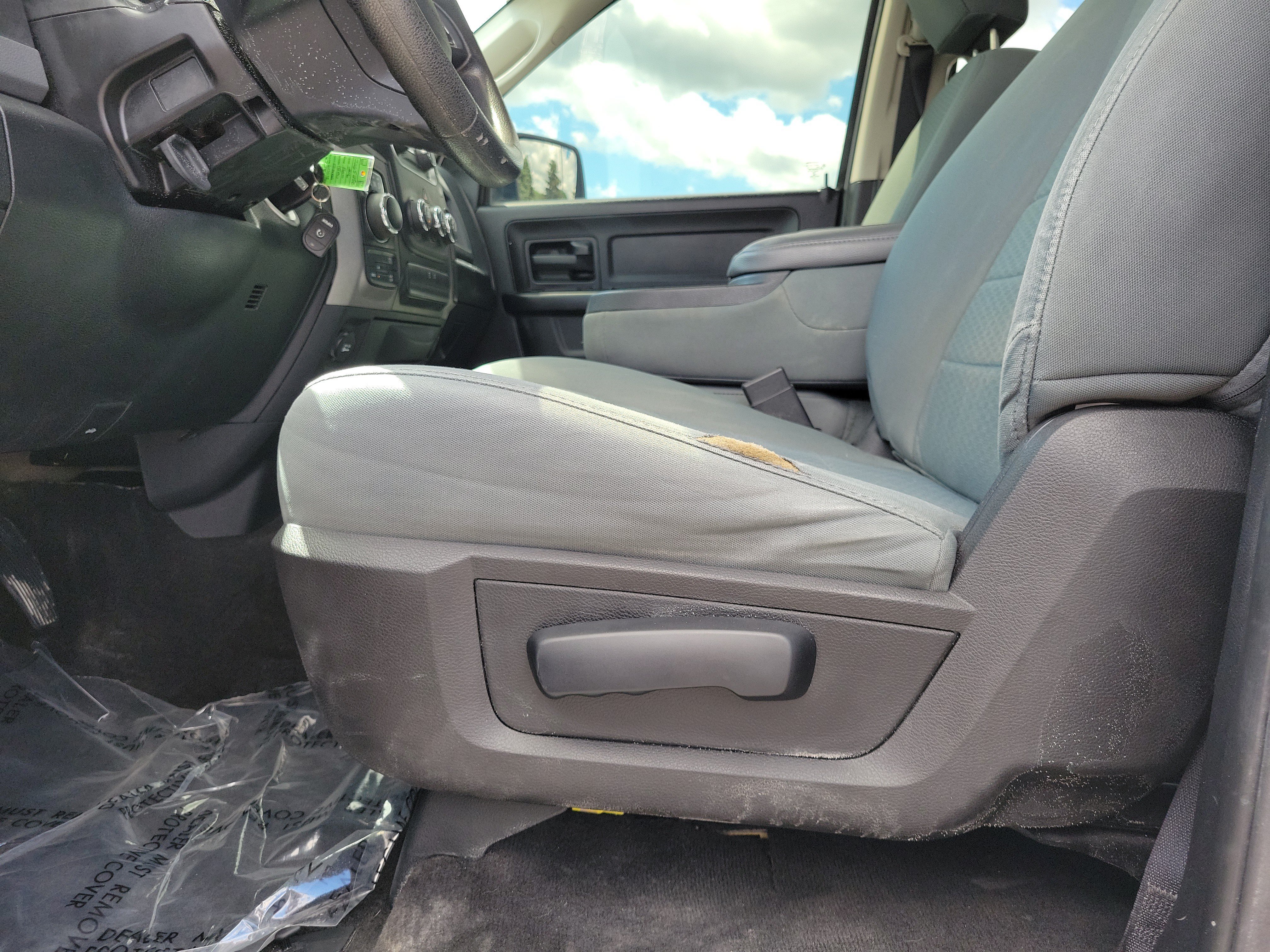 Used 2016 RAM 1500 Express w/ Popular Equipment Group AWD/4WD image 16