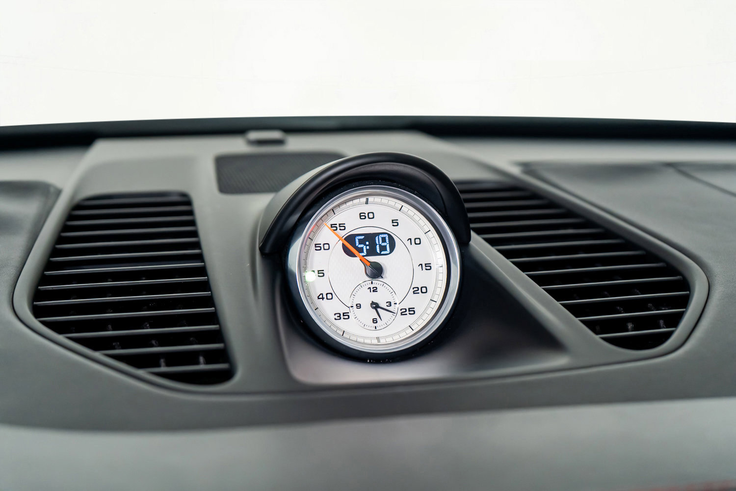 Used 2016 Porsche 911 Turbo S image 40