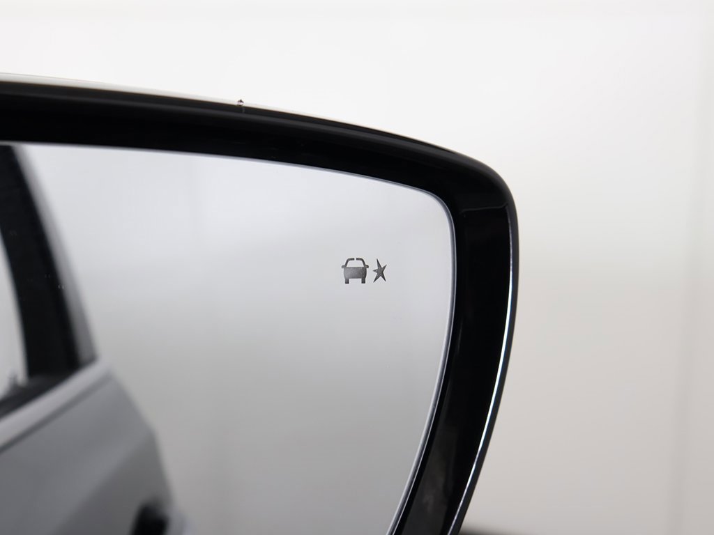 Used 2024 Buick Enclave Premium image 26