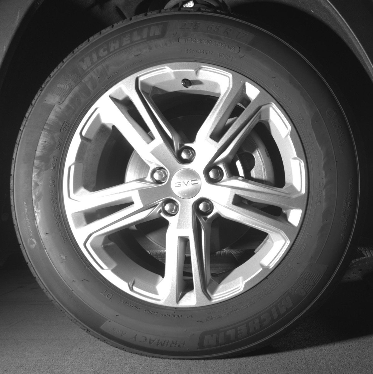 Used 2024 GMC Terrain SLE FWD image 13