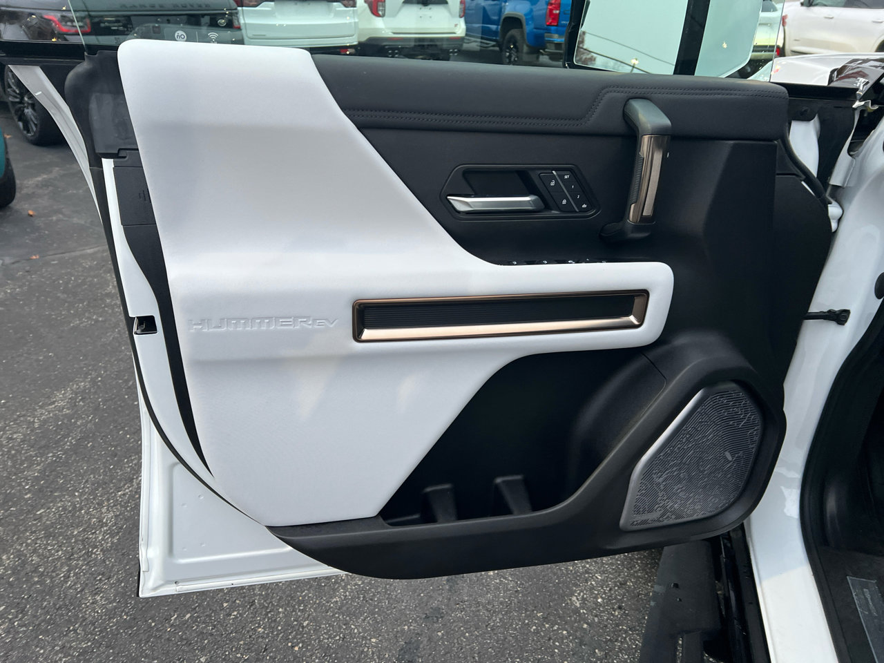 Used 2025 GMC Hummer EV 3X image 12