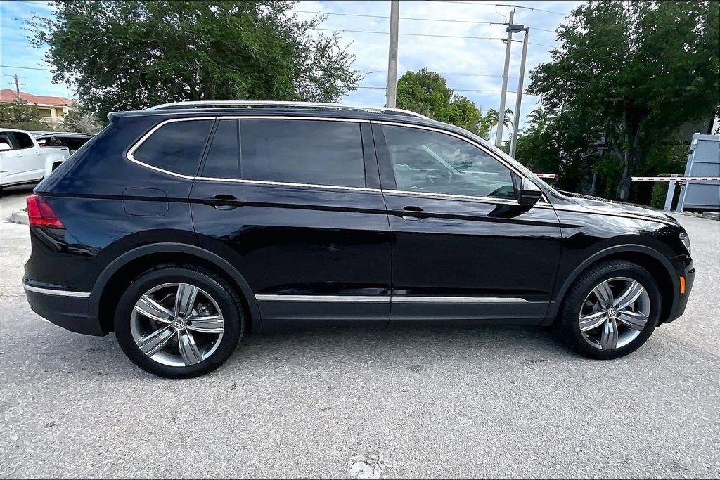 Certified 2021 Volkswagen Tiguan SEL FWD image 4