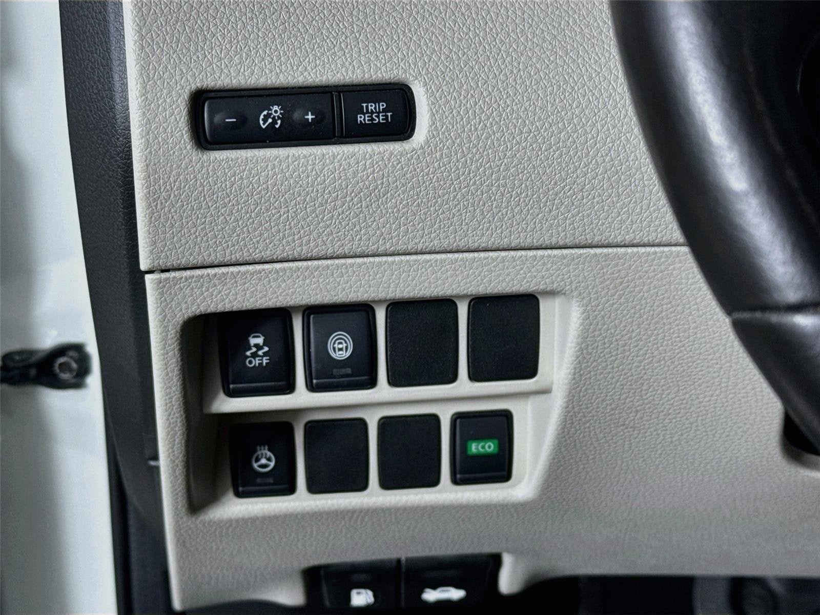 Certified 2018 Nissan Rogue Sport SL w/ SL Premium Package FWD image 11