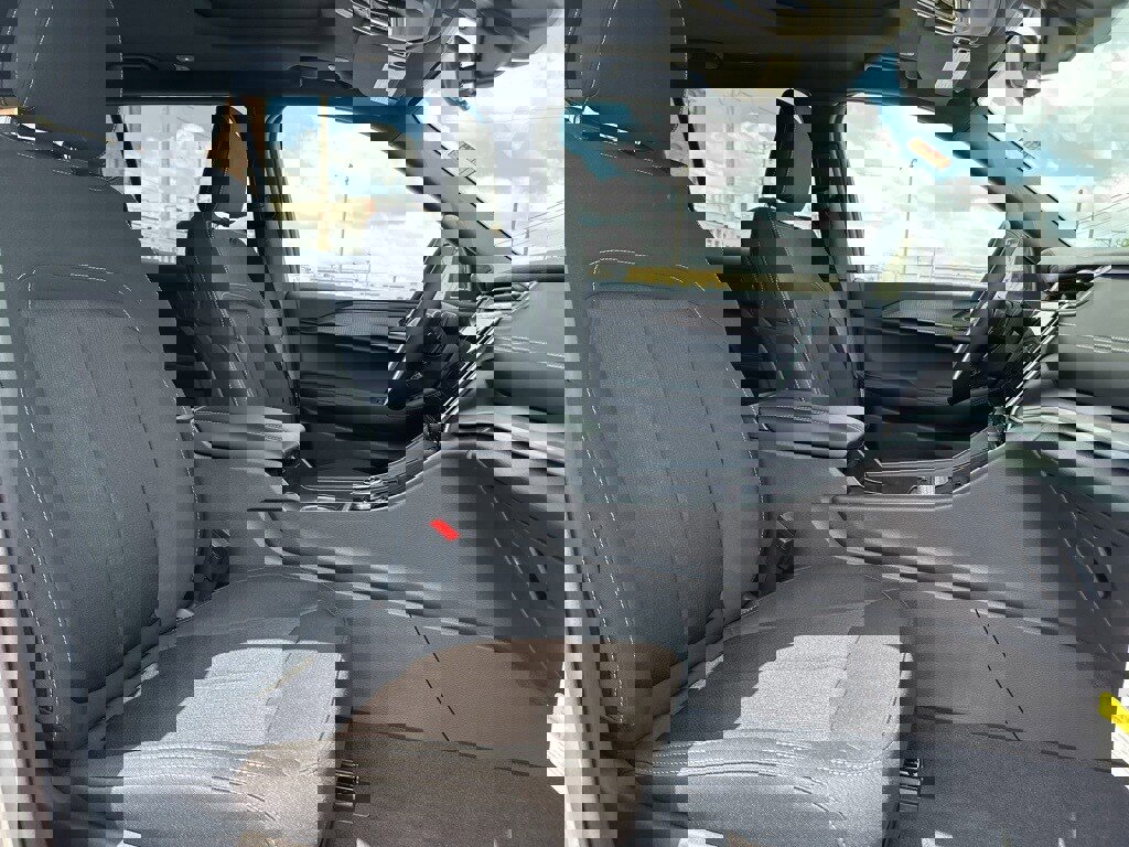 New 2025 Jeep Grand Cherokee L Laredo w/ Trailer Tow Package image 19