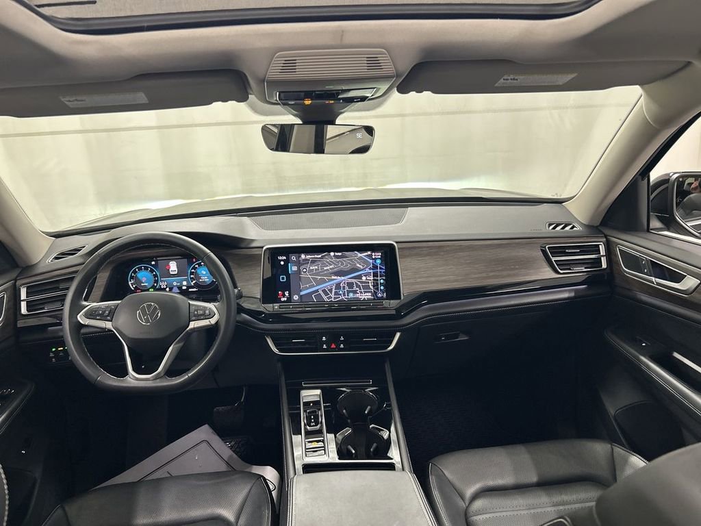 Certified 2024 Volkswagen Atlas SEL image 19