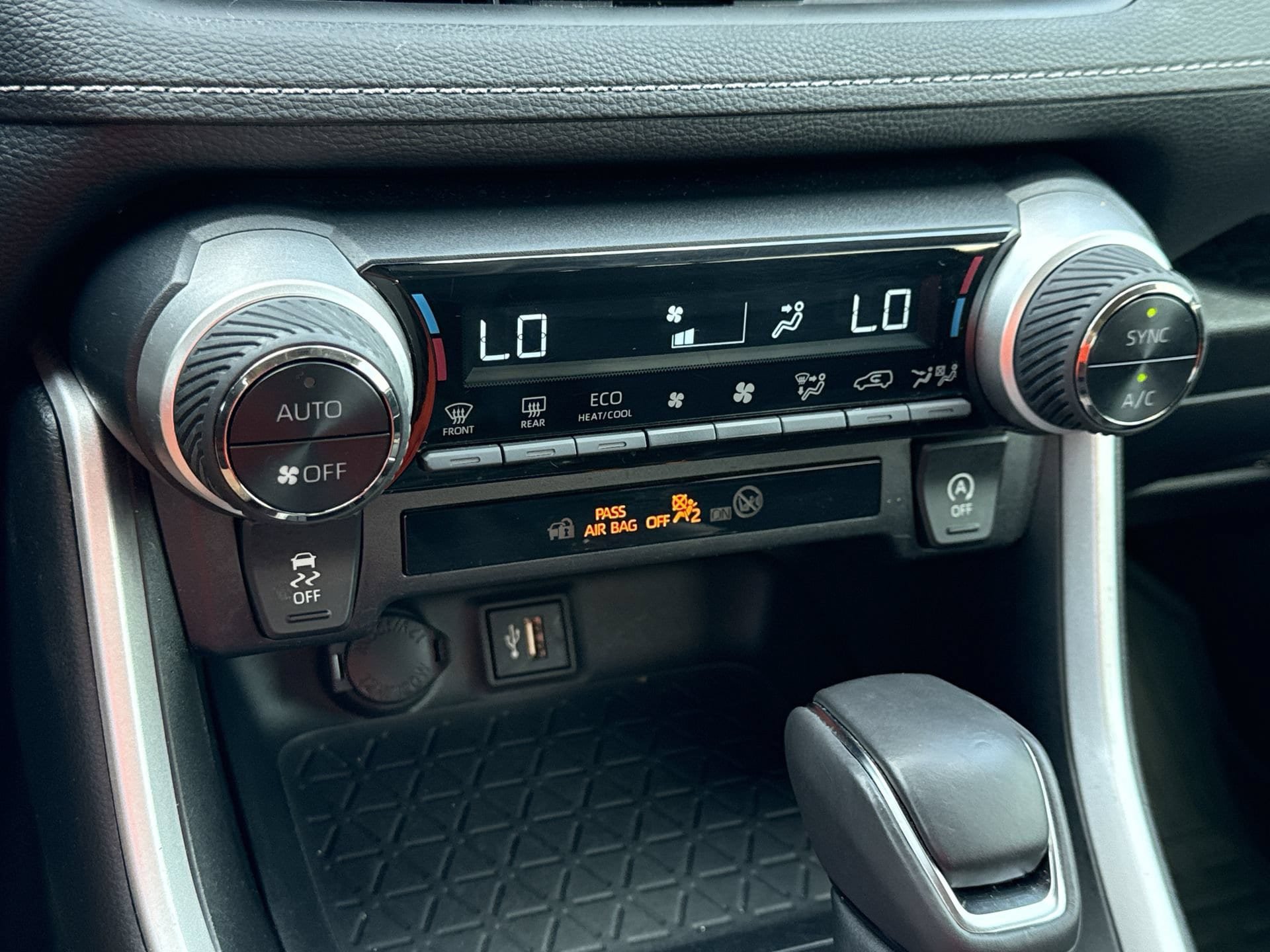 Certified 2023 Toyota RAV4 XLE Premium FWD image 17