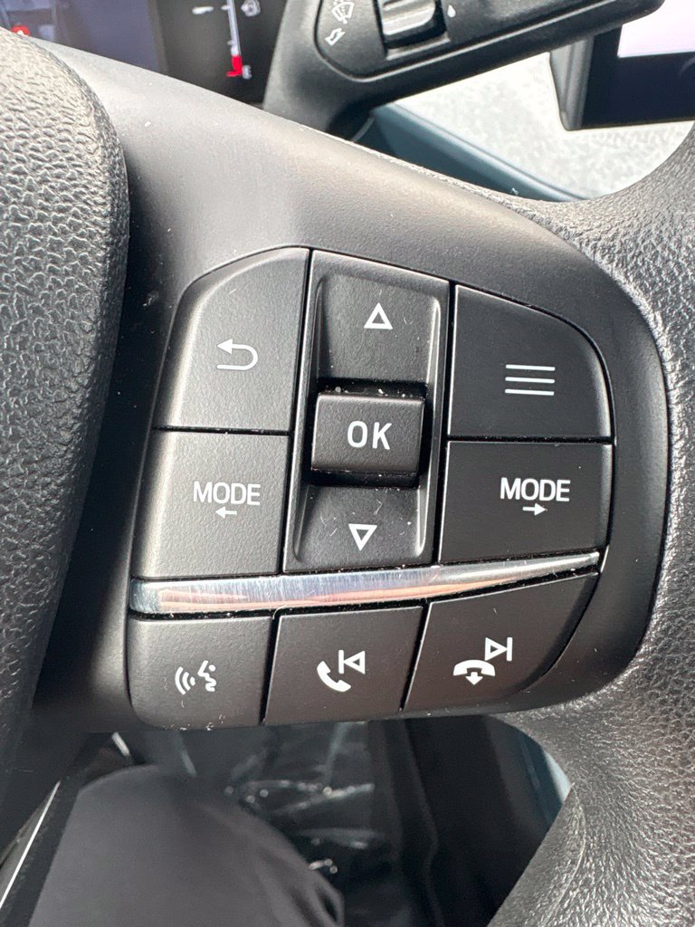 Used 2025 Ford Maverick XLT w/ Equipment Group 301A AWD/4WD image 18