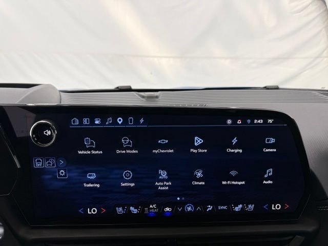 Used 2026 Chevrolet Silverado EV LT AWD/4WD image 37