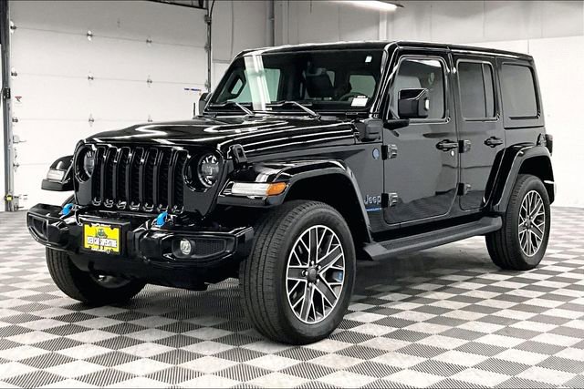 Used 2023 Jeep Wrangler Unlimited Sahara image 12