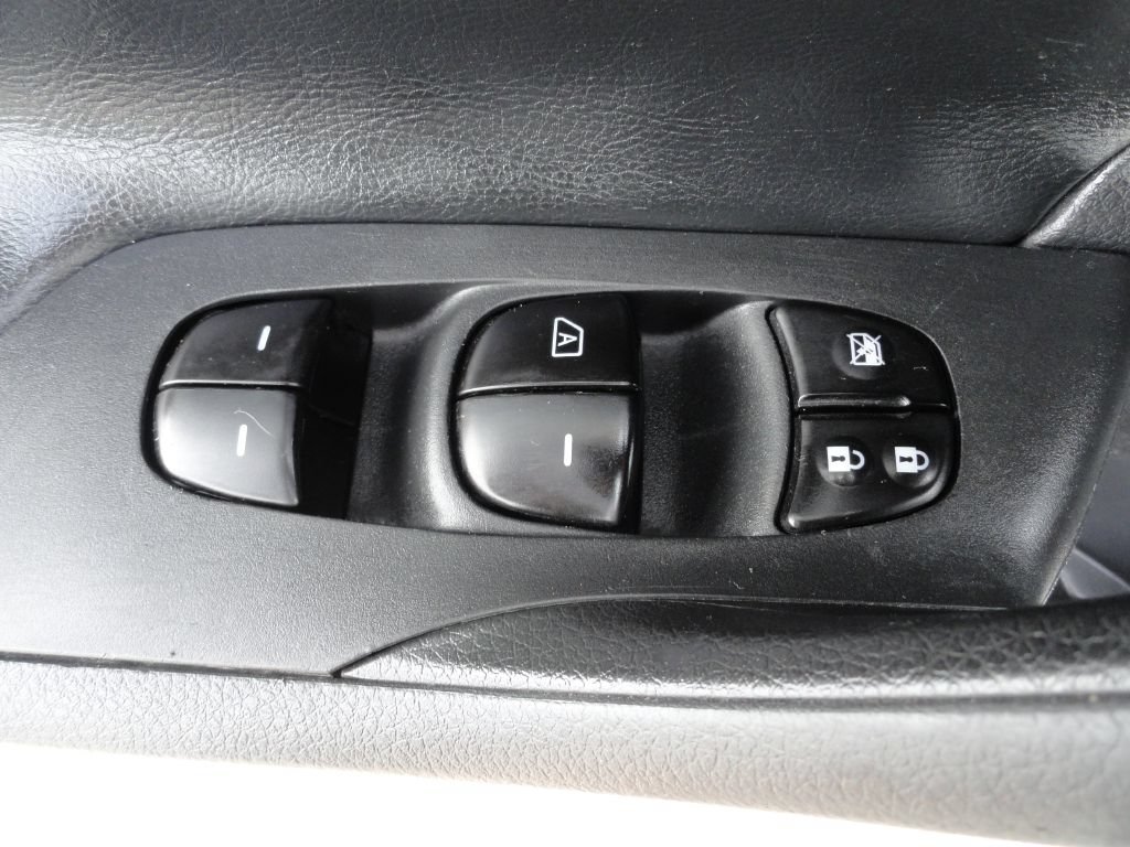 Used 2017 Nissan Altima 2.5 SV FWD image 21