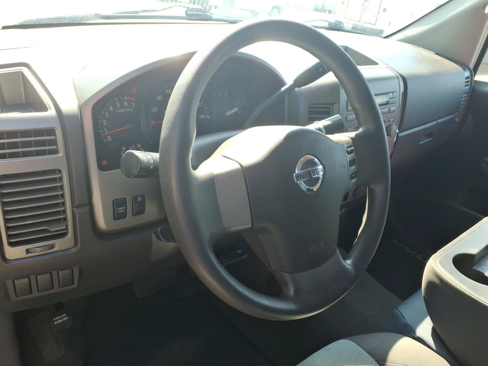Used 2005 Nissan Titan XE w/ (W02) Preferred Pkg RWD image 8