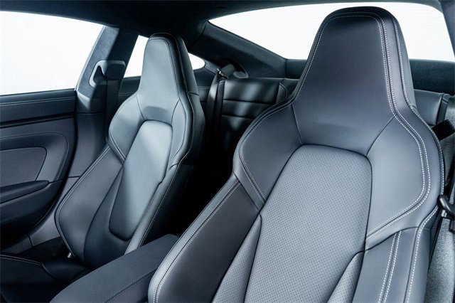Used 2025 Porsche 911 Carrera GTS image 3