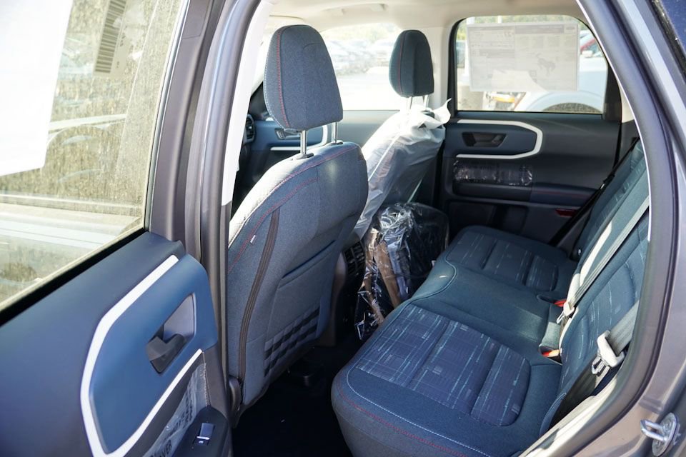 New 2025 Ford Bronco Sport Heritage w/ Convenience Package image 11