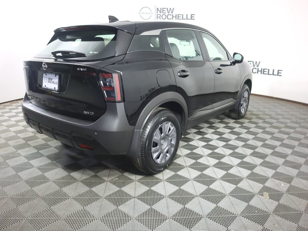 New 2026 Nissan Kicks S image 7