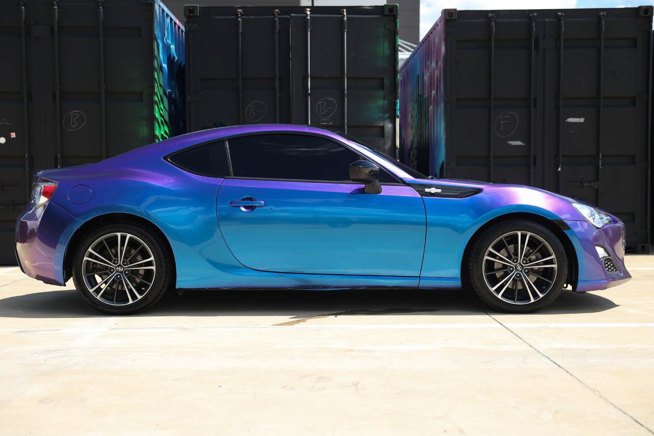Used 2015 Scion FR-S RWD image 11