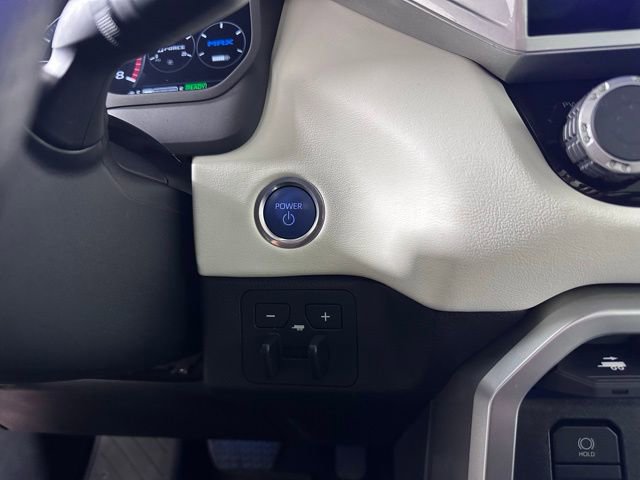 Used 2023 Toyota Sequoia Capstone AWD/4WD image 32