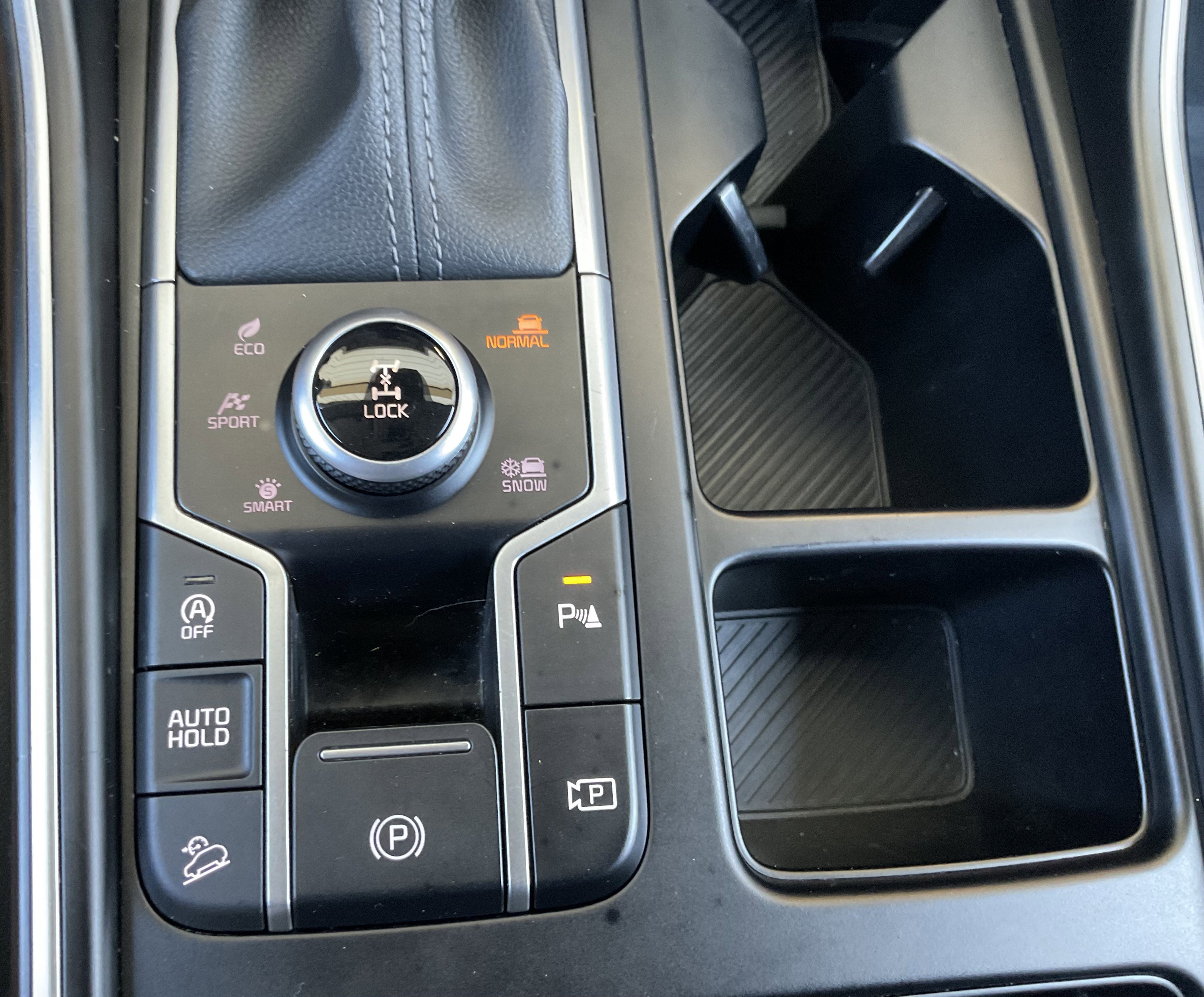 Used 2024 Kia Sorento S image 22