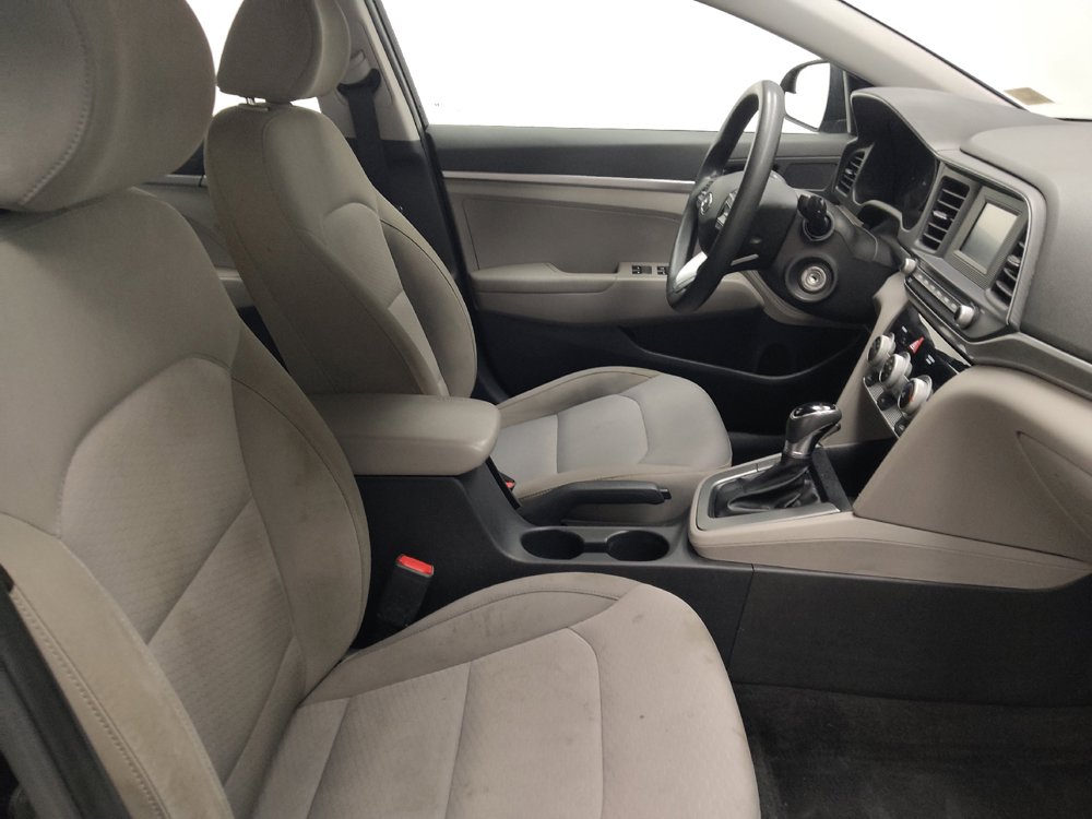 Used 2019 Hyundai Elantra SE FWD image 21