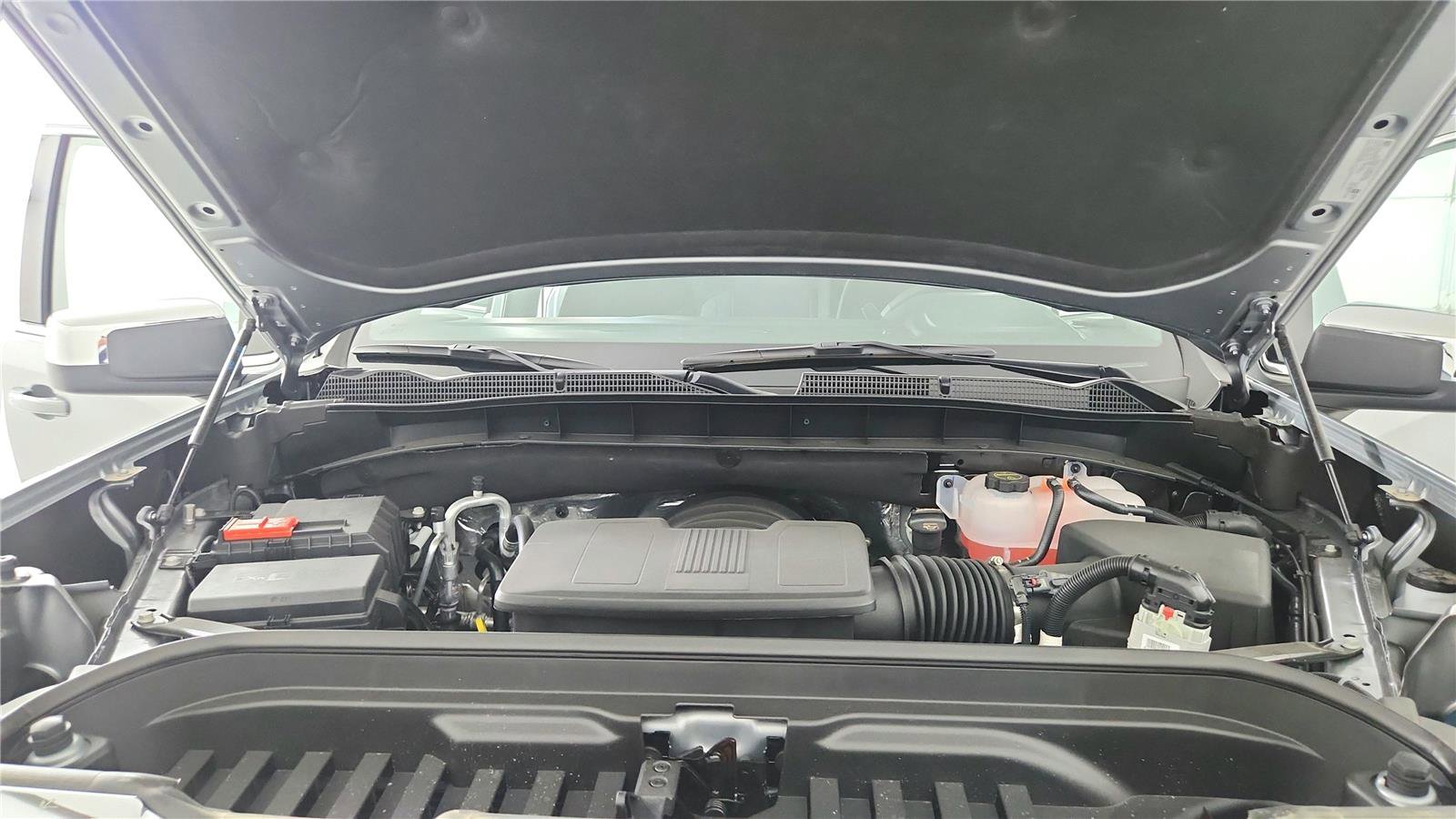 New 2026 GMC Sierra 1500 SLE image 32