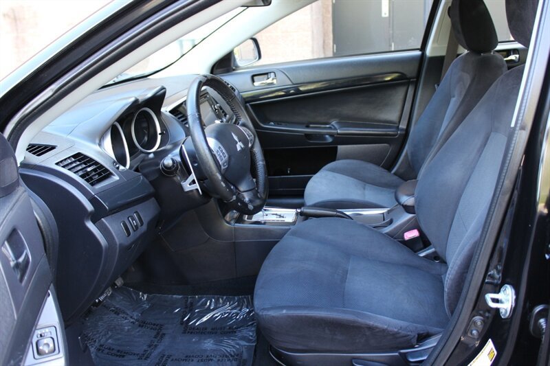 Used 2014 Mitsubishi Lancer GT FWD image 10