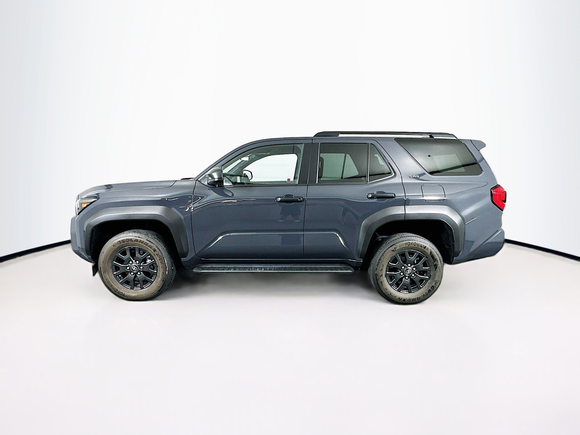 Used 2025 Toyota 4Runner SR5 image 4
