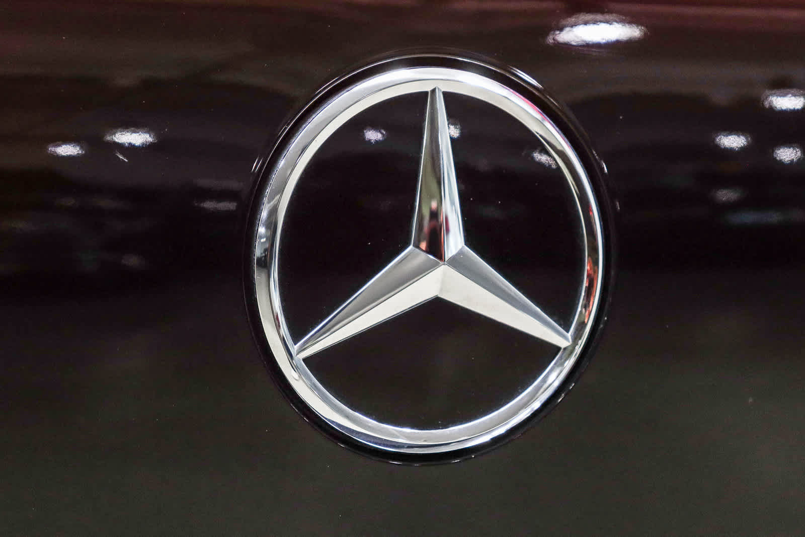 Certified 2023 Mercedes-Benz EQB 300 4MATIC image 9