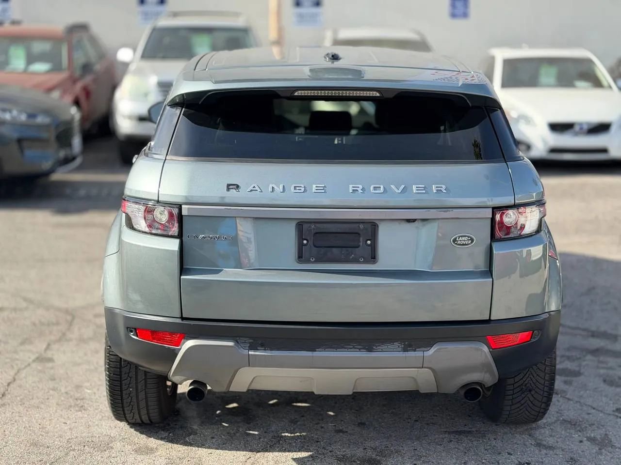 Used 2015 Land Rover Range Rover Evoque Pure image 12
