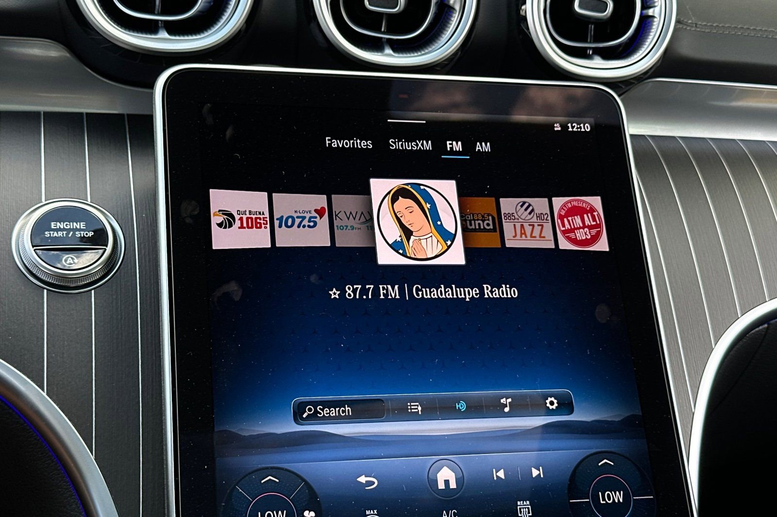 New 2025 Mercedes-Benz C 300 Sedan image 35