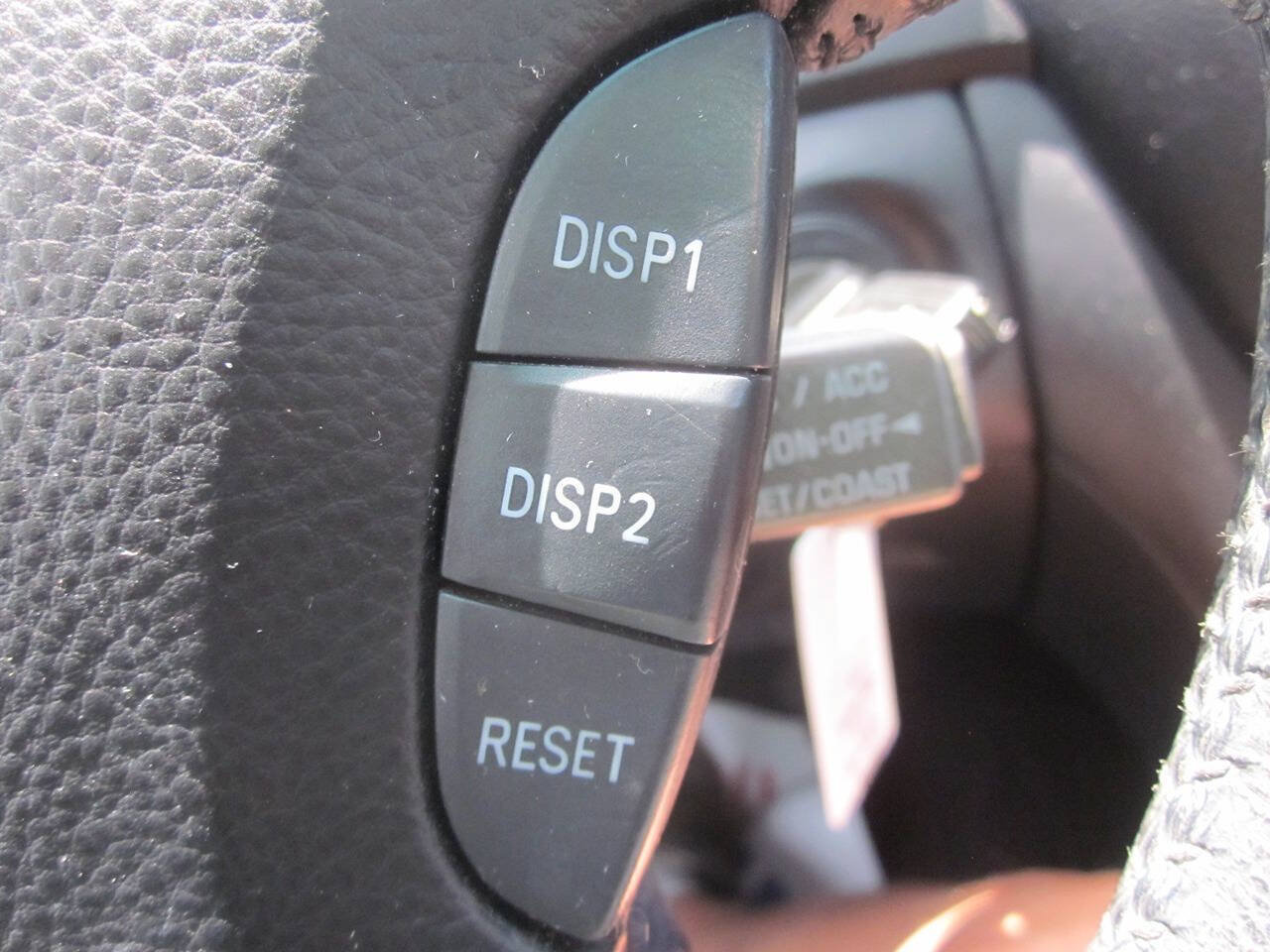 Used 2004 Lexus LS 430 RWD image 26