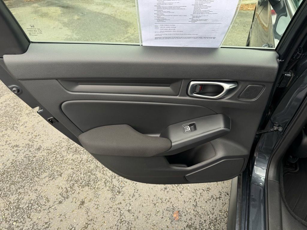 Used 2025 Honda Civic Sport image 16