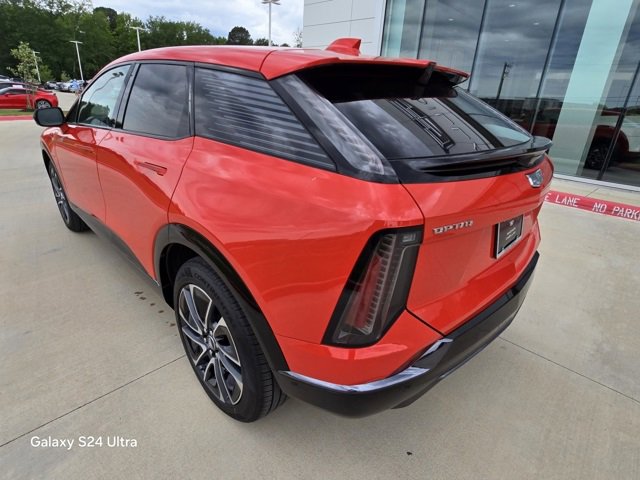 New 2025 Cadillac Optiq Sport 1 w/ LPO, Floor Liner Package image 3