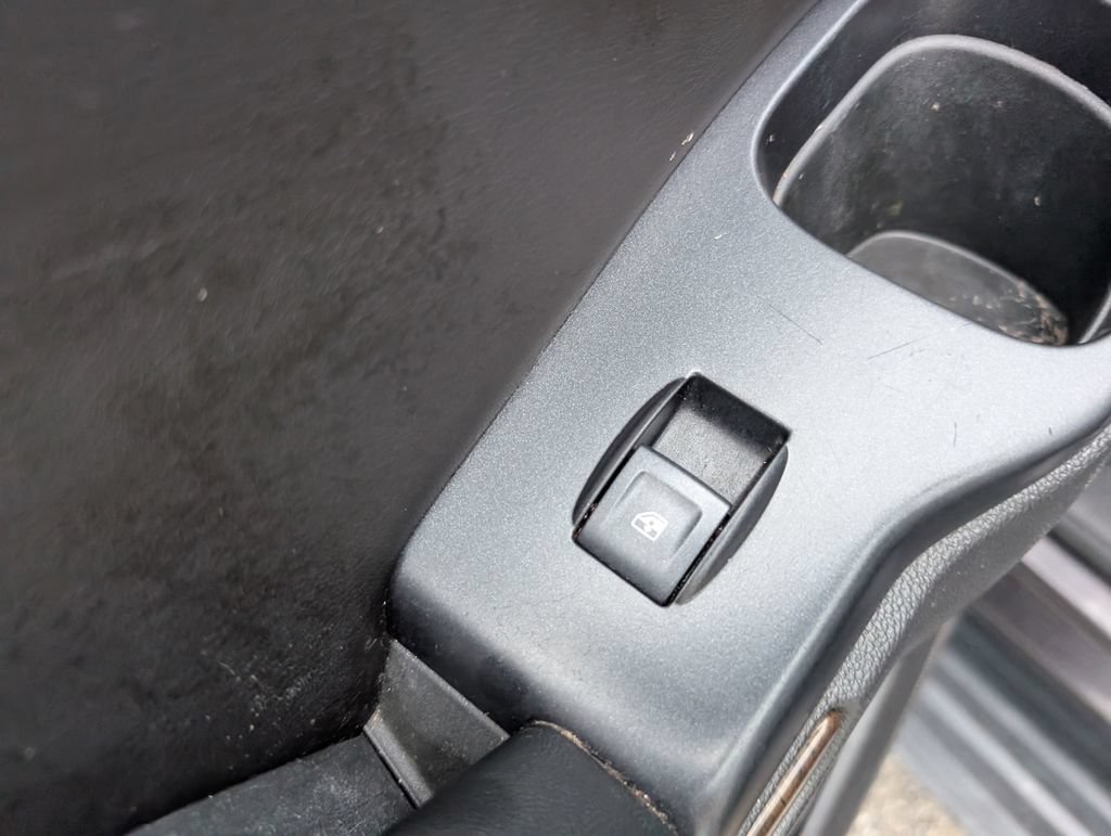 Used 2018 Chevrolet Tahoe LT AWD/4WD image 15