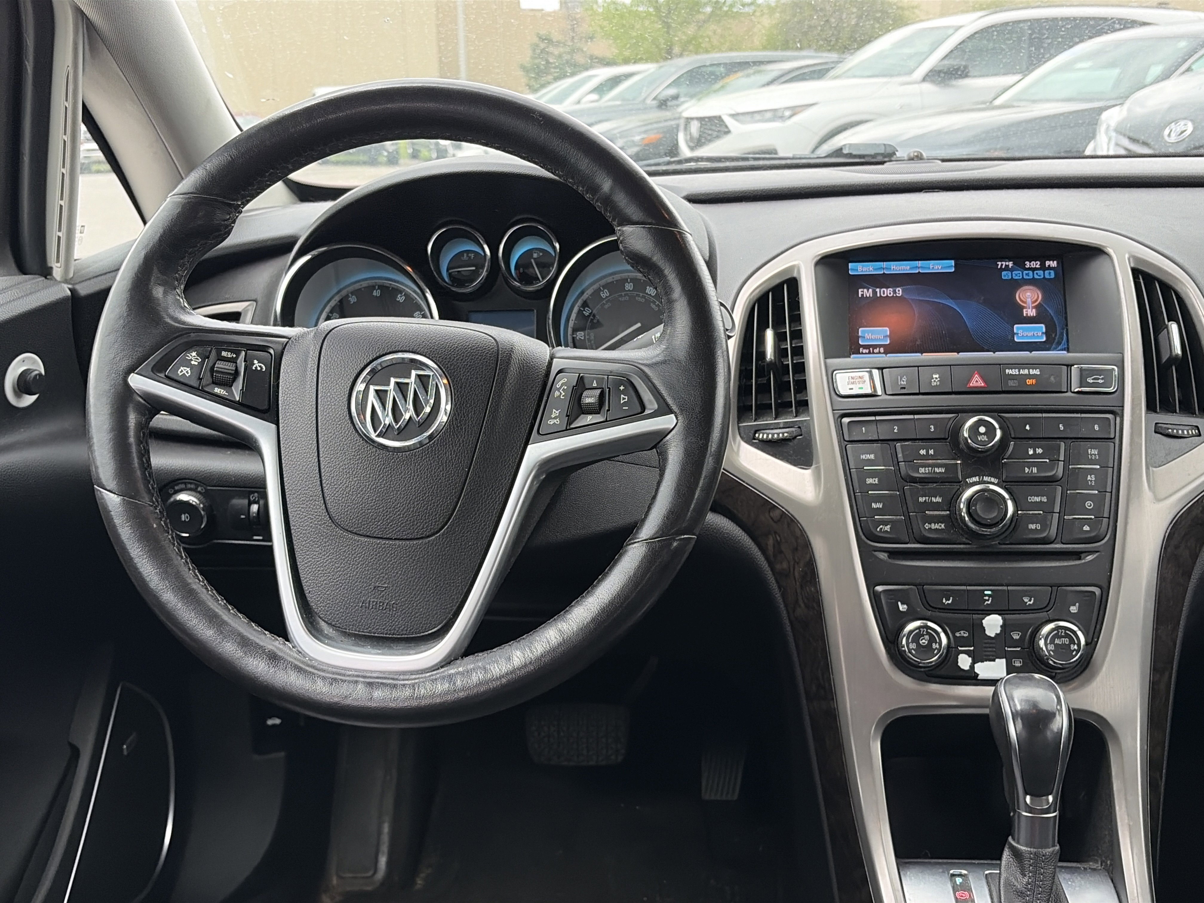 Used 2014 Buick Verano Leather FWD image 8