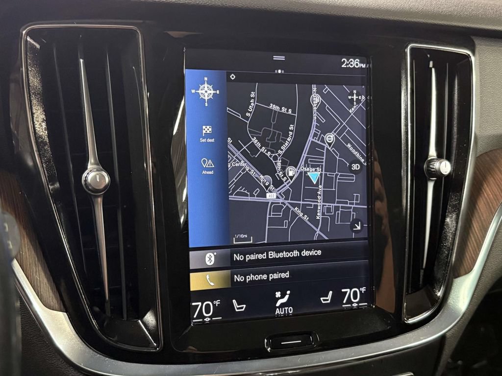 Used 2020 Volvo V60 T5 Momentum FWD image 6