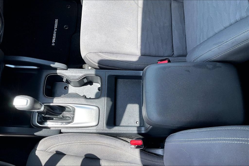 Used 2022 Nissan Frontier SV RWD image 16