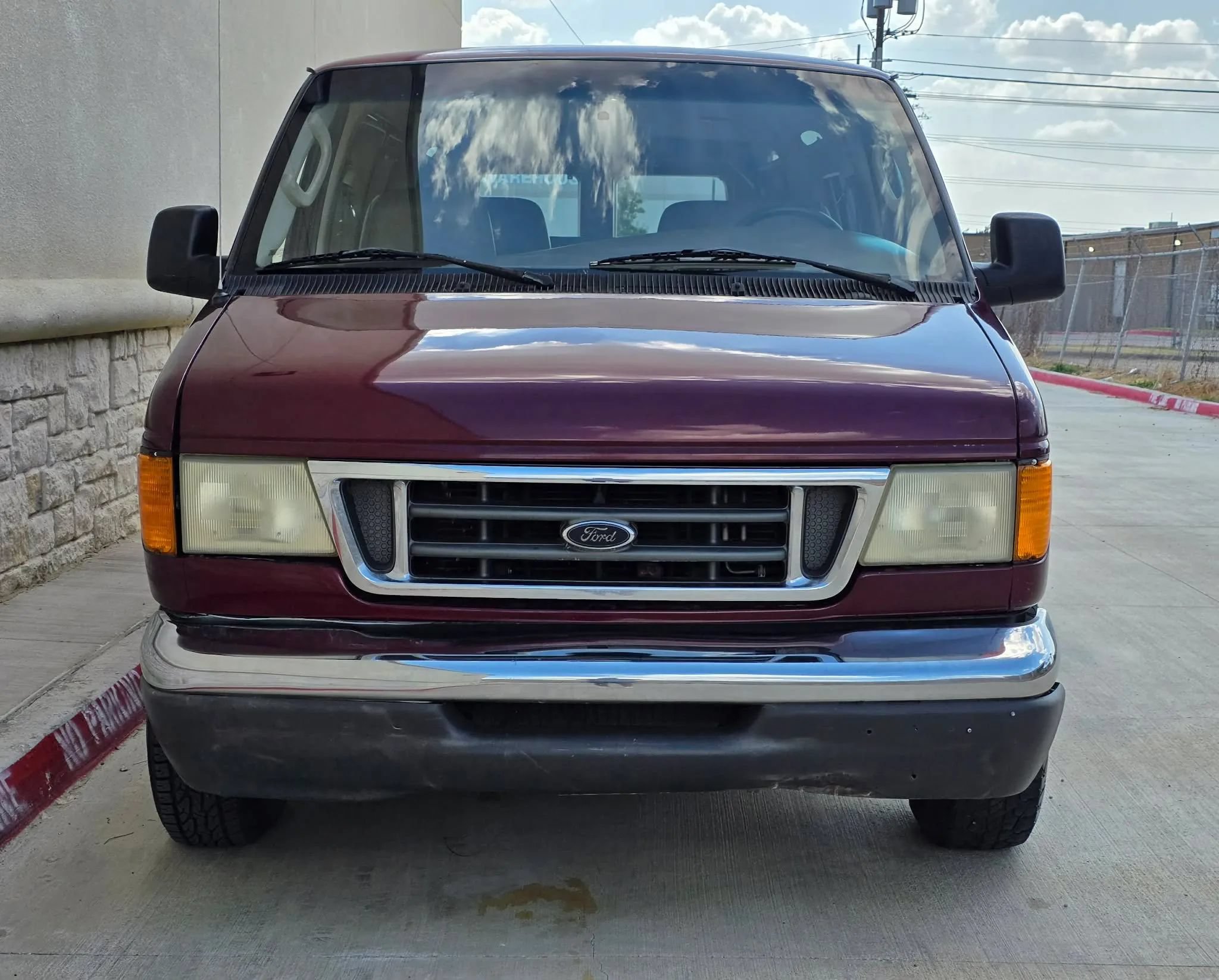Used 2003 Ford E-150 and Econoline 150 RWD image 8