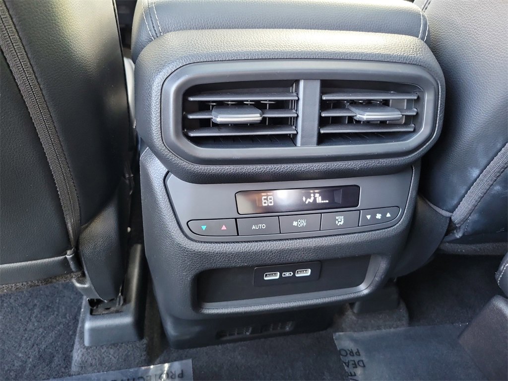 Used 2023 Honda Pilot Touring image 20