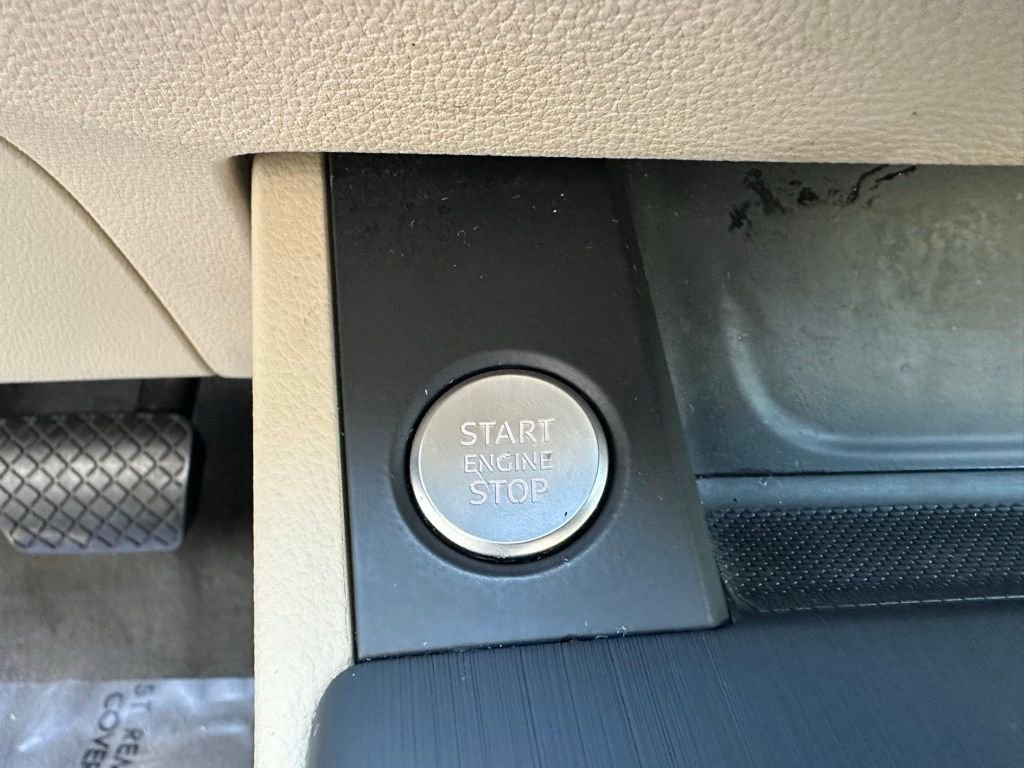 Used 2018 Audi A4 2.0T Ultra Premium w/ Convenience Package image 15