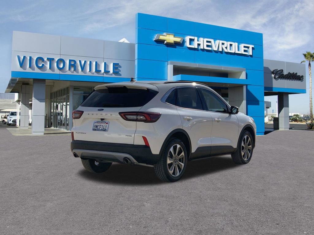 Used 2023 Ford Escape Platinum image 4