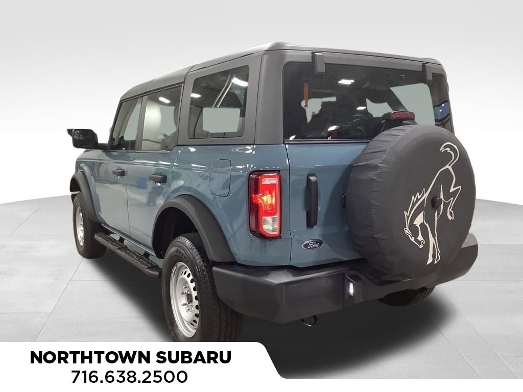 Used 2023 Ford Bronco 4-Door image 2